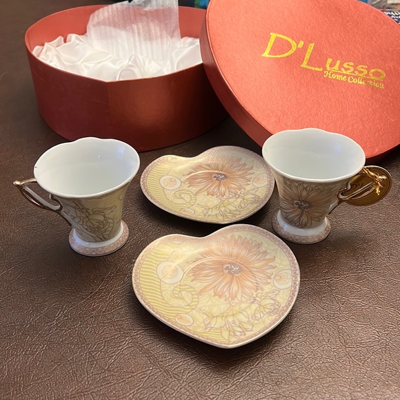 D’Lusso Tea Set for Two - Picture 2 of 4